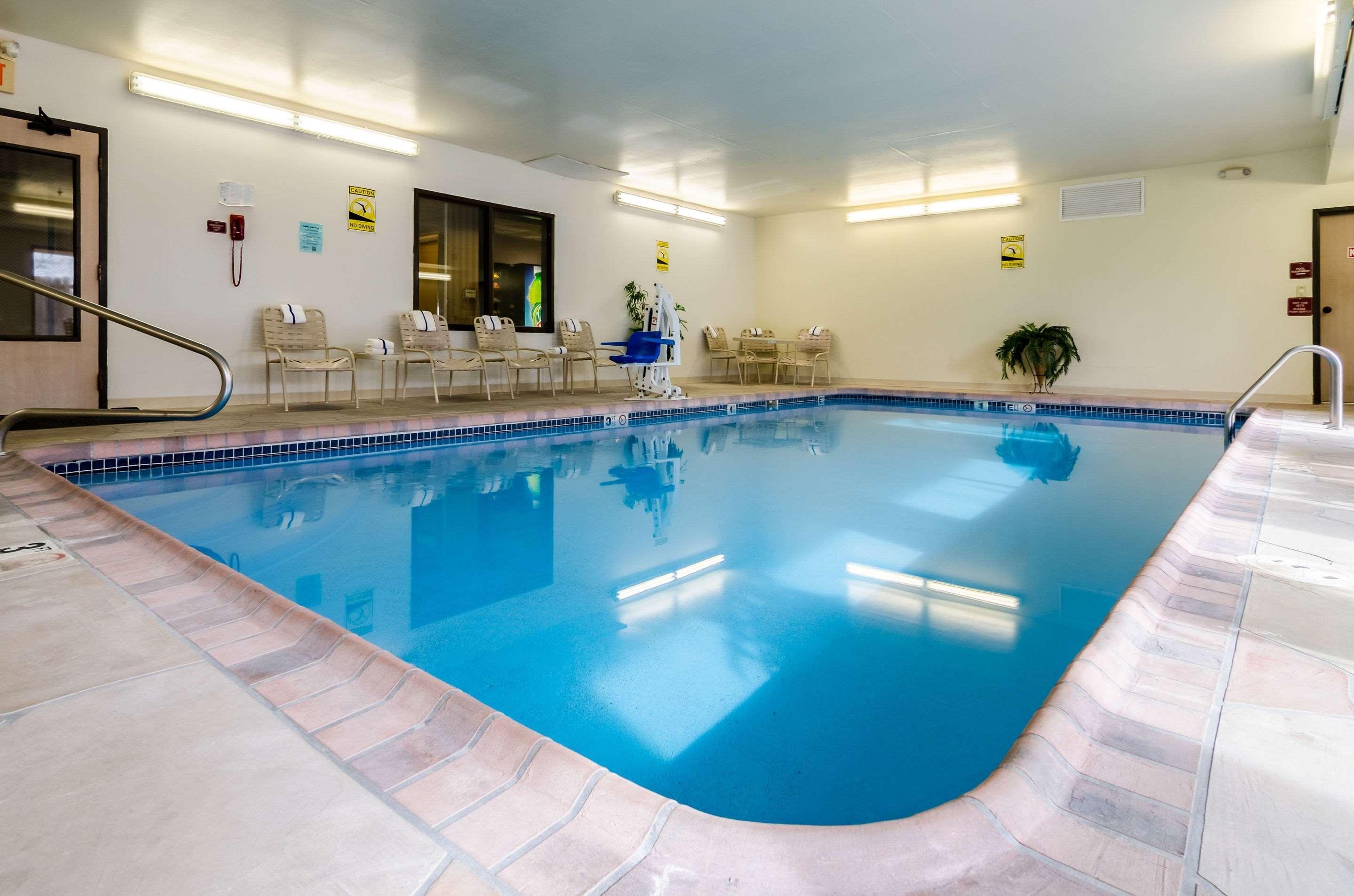 Quality Inn & Suites Manhattan Dış mekan fotoğraf