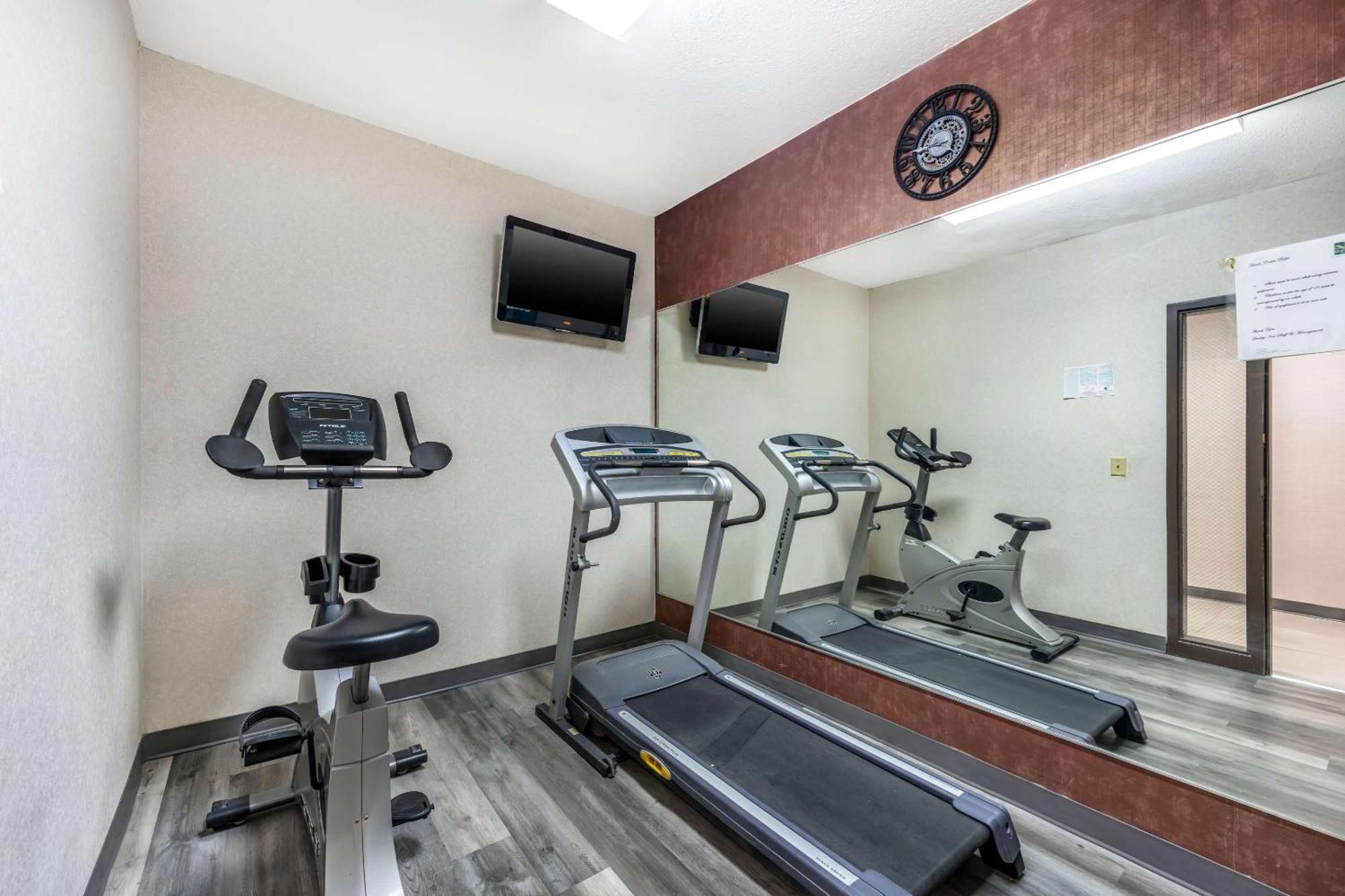 Quality Inn & Suites Manhattan Dış mekan fotoğraf